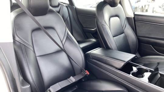 2020 Tesla Model 3 5YJ3E1EB5LF735447