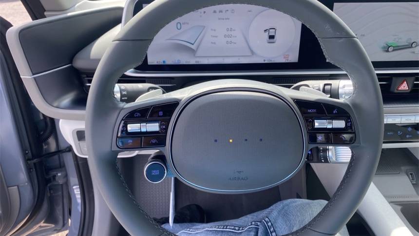 2023 Hyundai IONIQ 6 KMHM34AAXPA024782