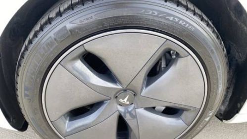 2020 Tesla Model 3 5YJ3E1EB5LF735447