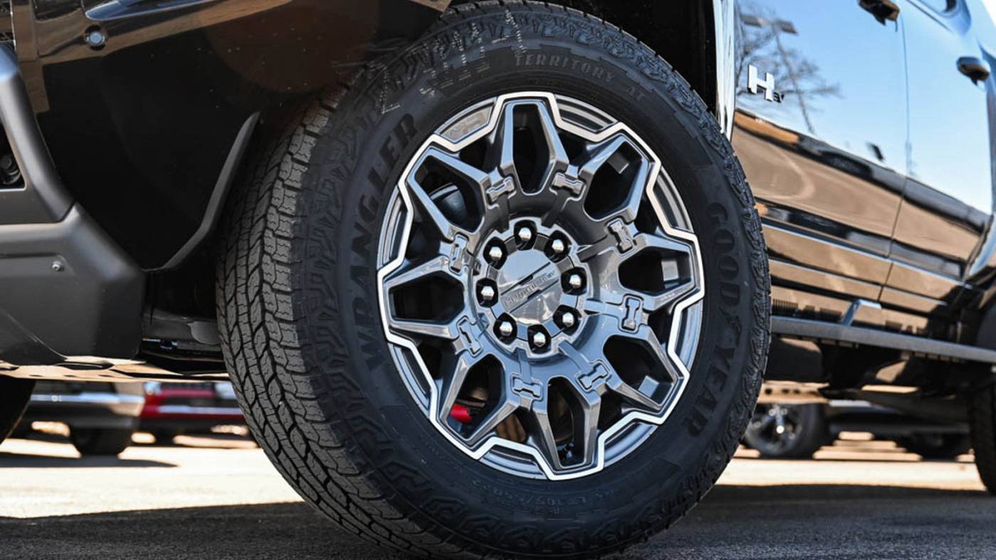 2025 GMC HUMMER EV Pickup 1GT40DDB9SU113686