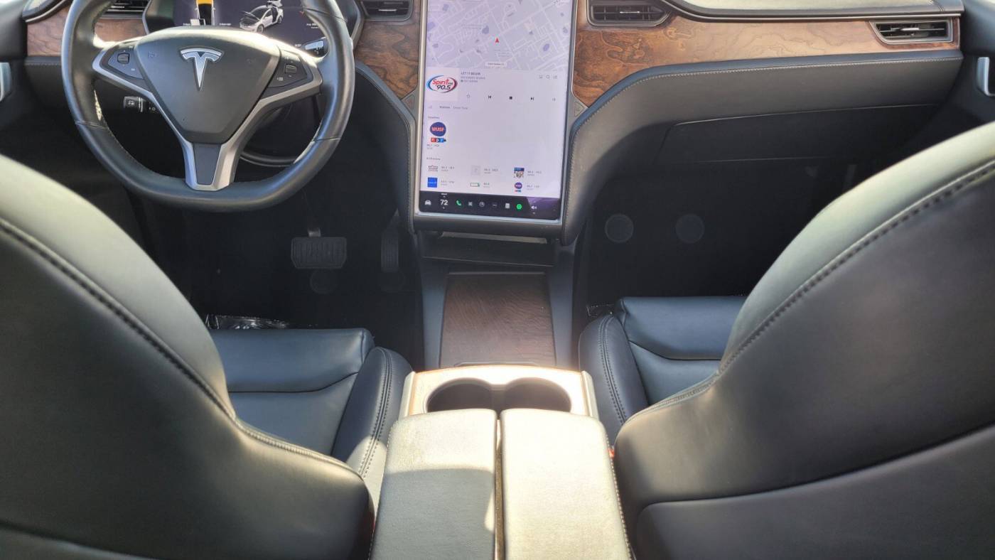 2020 Tesla Model X 5YJXCBE20LF301322