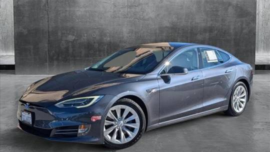 2017 Tesla Model S 5YJSA1E27HF185912