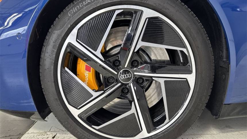 2023 Audi RS e-tron GT - Images - 9