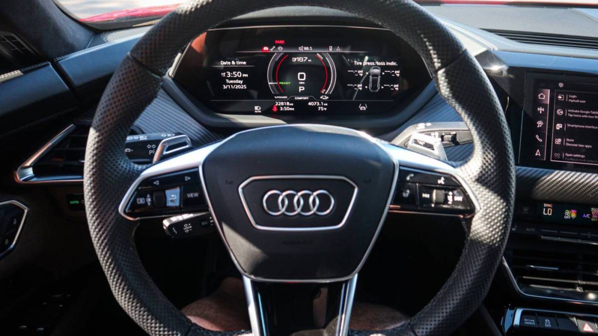 2024 Audi RS e-tron GT - Images - 15