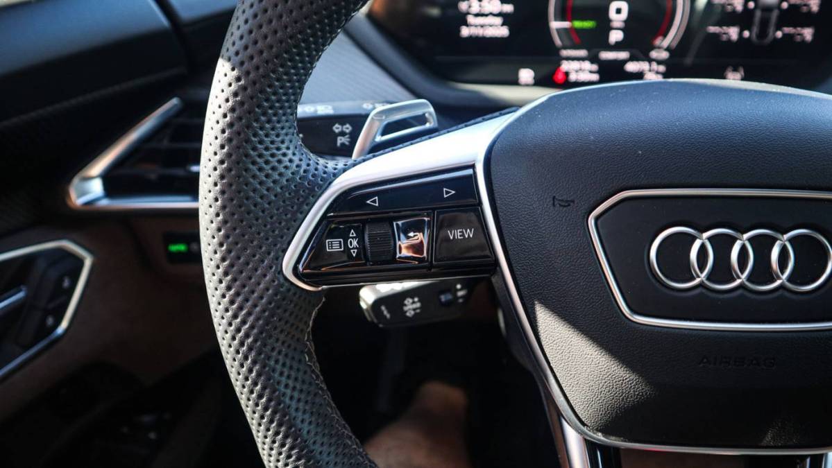 2024 Audi RS e-tron GT - Images - 16