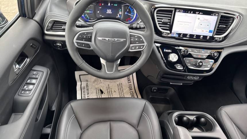 2025 Chrysler Pacifica 2C4RC1S7XSR538387