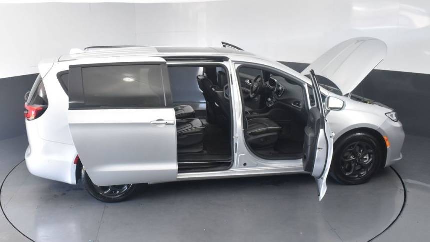 2022 Chrysler Pacifica 2C4RC1S77NR161067