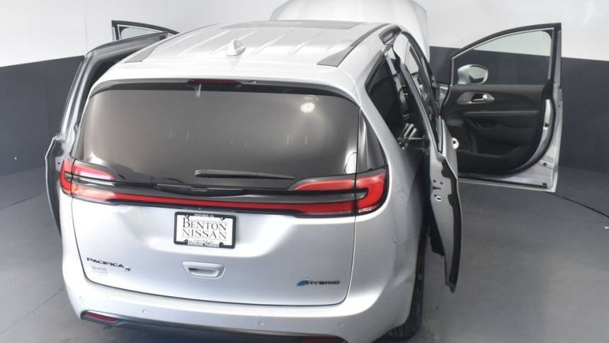 2022 Chrysler Pacifica 2C4RC1S77NR161067