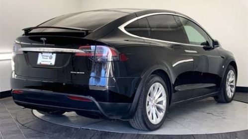 2021 Tesla Model X 5YJXCBE24MF321462