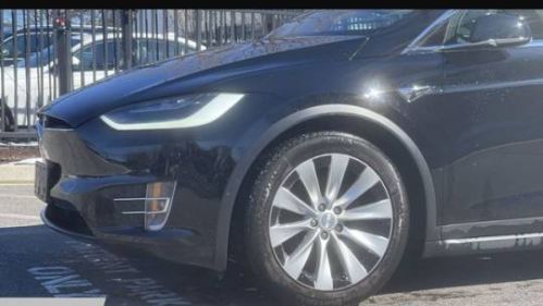 2020 Tesla Model X 5YJXCDE22LF250174