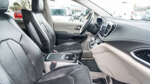 2018 Chrysler Pacifica 2C4RC1N79JR213725