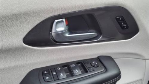 2024 Chrysler Pacifica 2C4RC1S75RR103190