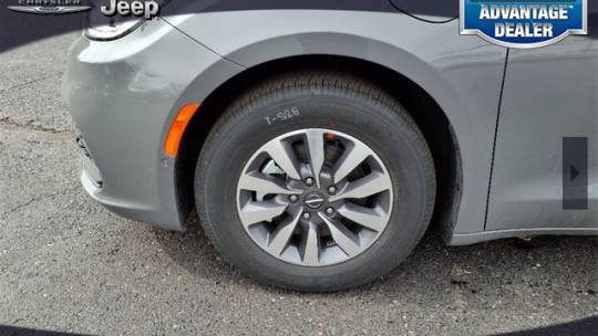 2025 Chrysler Pacifica 2C4RC1S73SR538411