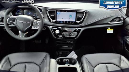 2025 Chrysler Pacifica 2C4RC1S73SR538411