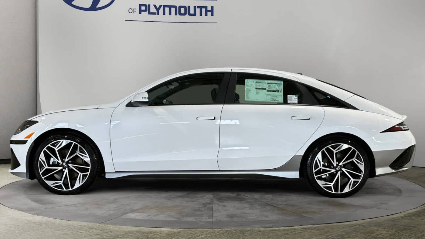 2025 Hyundai IONIQ 6 KMHM34AC7SA092354