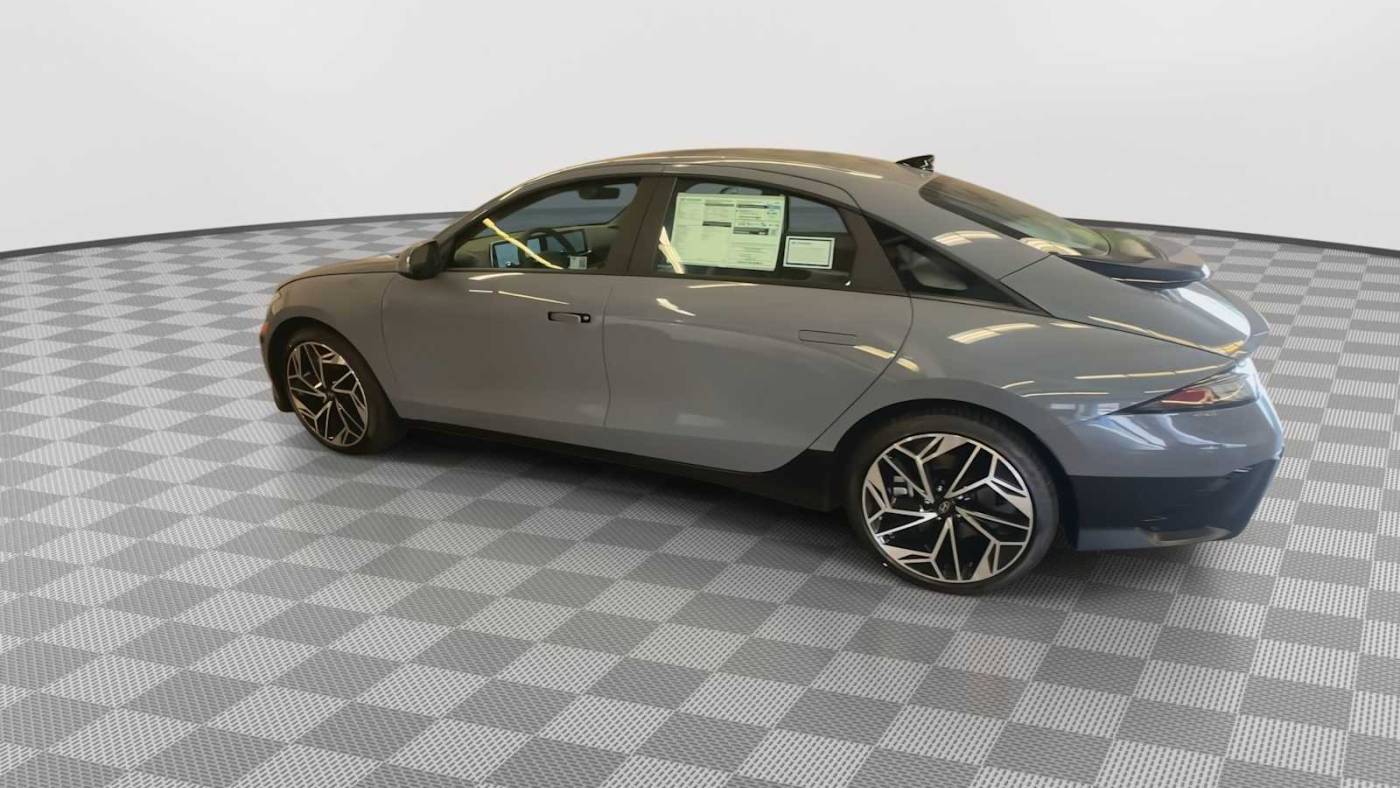 2025 Hyundai IONIQ 6 KMHM34AA6SA087788