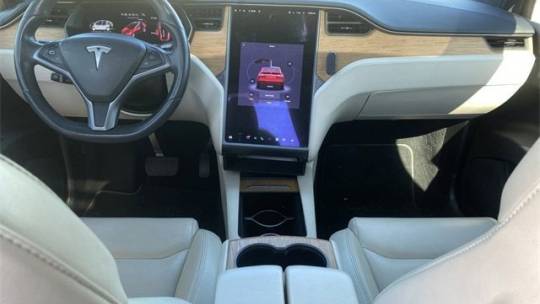 2020 Tesla Model X 5YJXCAE28LF239033