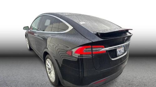 2021 Tesla Model X 5YJXCBE20MF319563