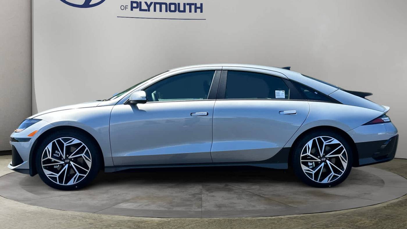 2024 Hyundai IONIQ 6 KMHM34AC2RA076976