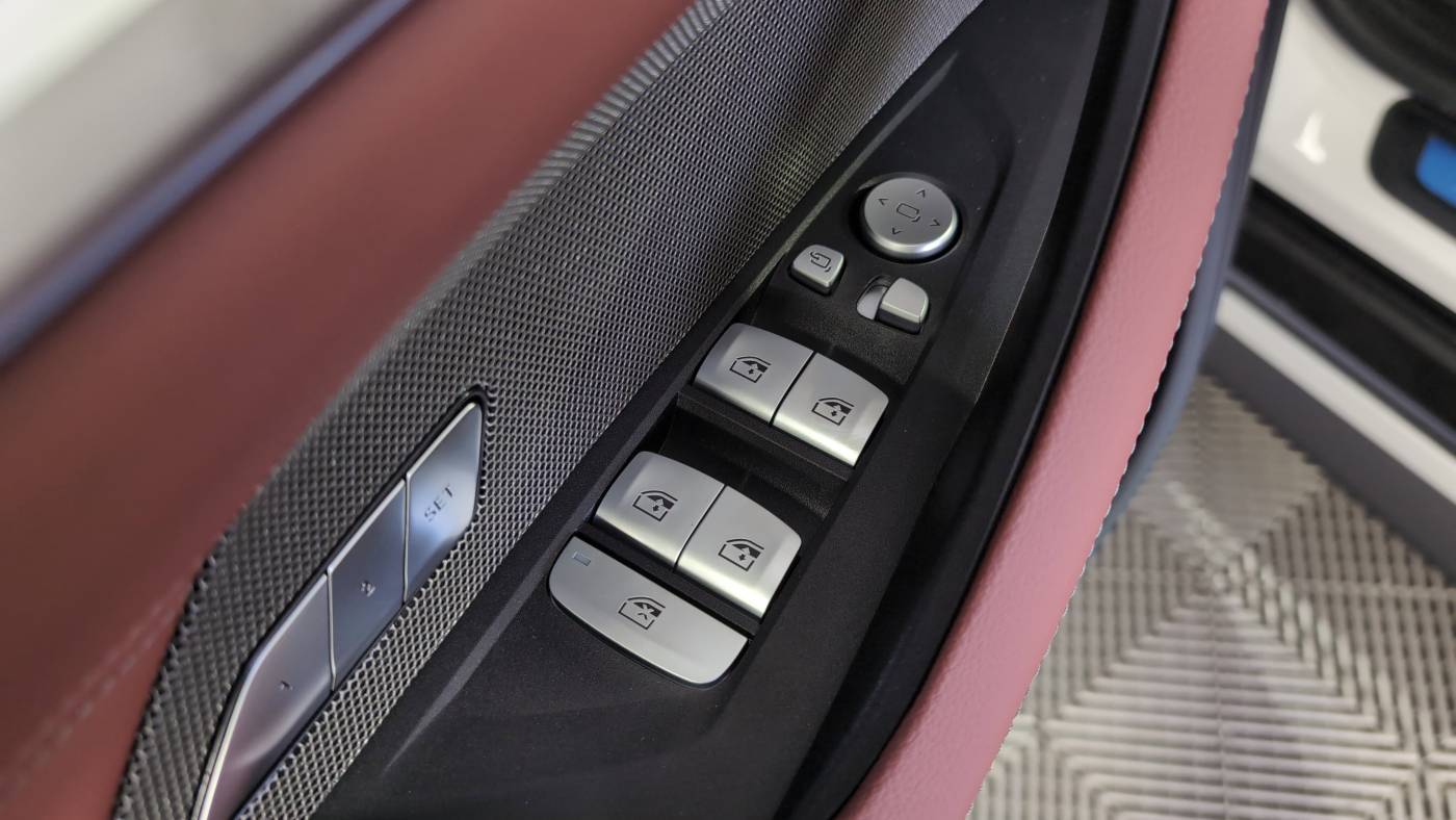 2025 BMW i4 WBY23HD05SFU69110