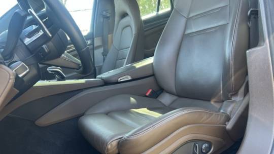 2022 Porsche Panamera - Images - 5