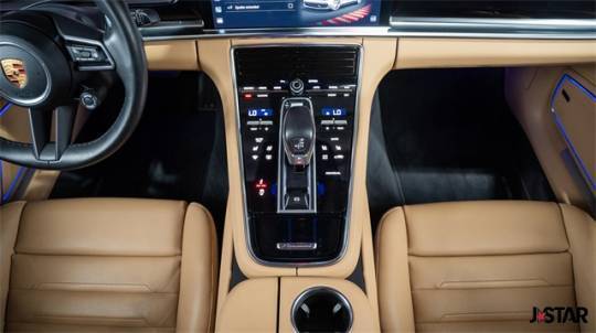 2022 Porsche Panamera - Images - 8