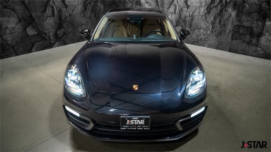 2022 Porsche Panamera - Images - 20