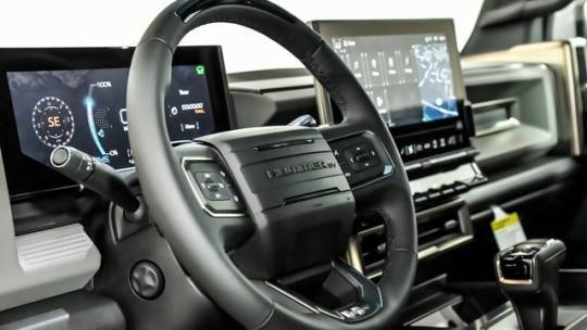 2025 GMC HUMMER EV Pickup 1GT10DDB4SU105627