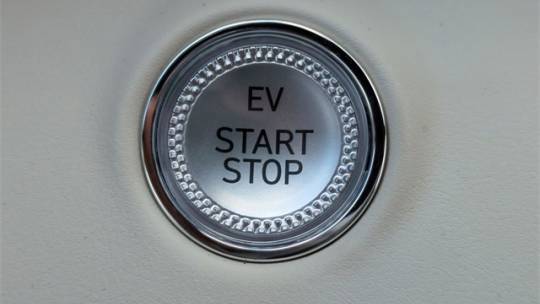 2025 Genesis Electrified GV70 5NMMCET15SH005837