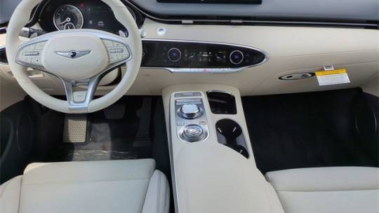 2025 Genesis Electrified GV70 5NMMCET15SH005837