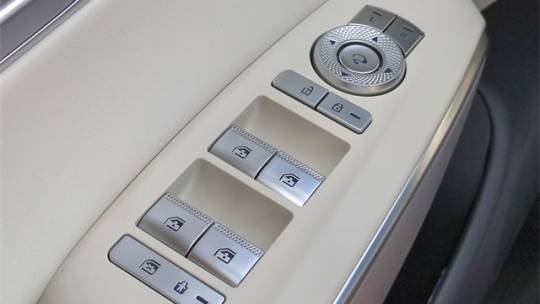 2025 Genesis Electrified GV70 5NMMCET15SH005837