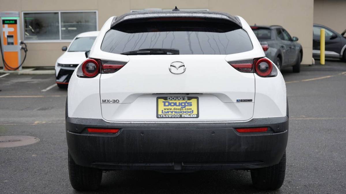 2022 Mazda MX-30 EV - Images - 4