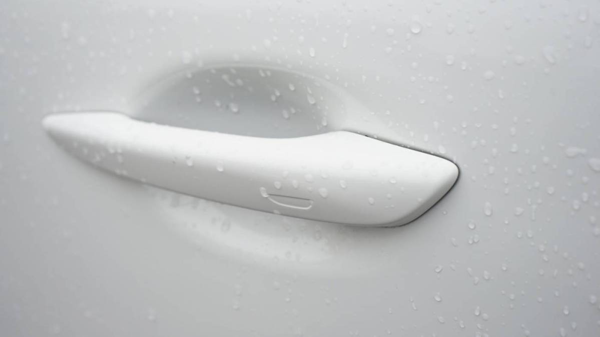 2022 Mazda MX-30 EV - Images - 12