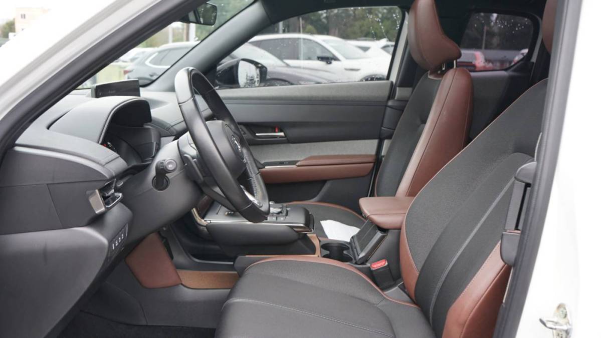 2022 Mazda MX-30 EV - Images - 15