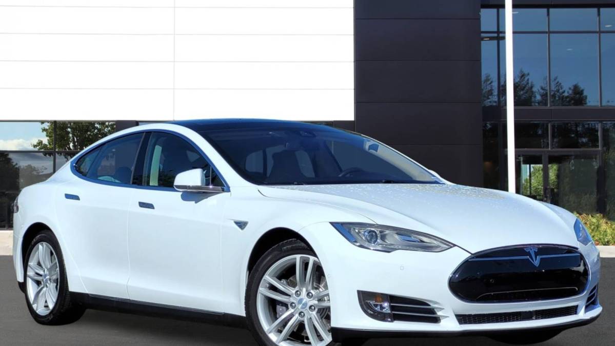 2014 Tesla Model S 5YJSA1H19EFP55701