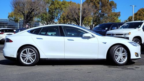 2014 Tesla Model S 5YJSA1H19EFP55701