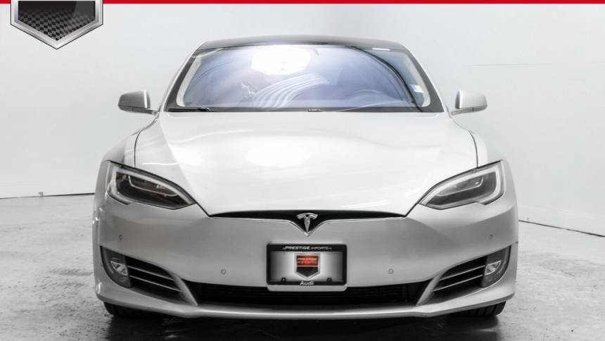 2018 Tesla Model S 5YJSA1E22JF276673