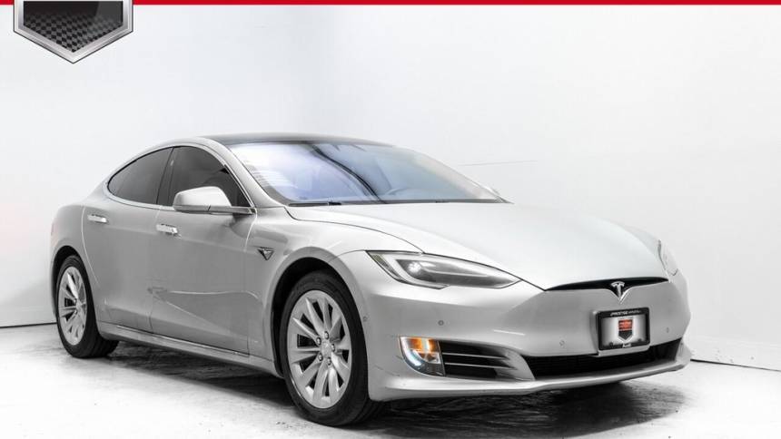 2018 Tesla Model S 5YJSA1E22JF276673