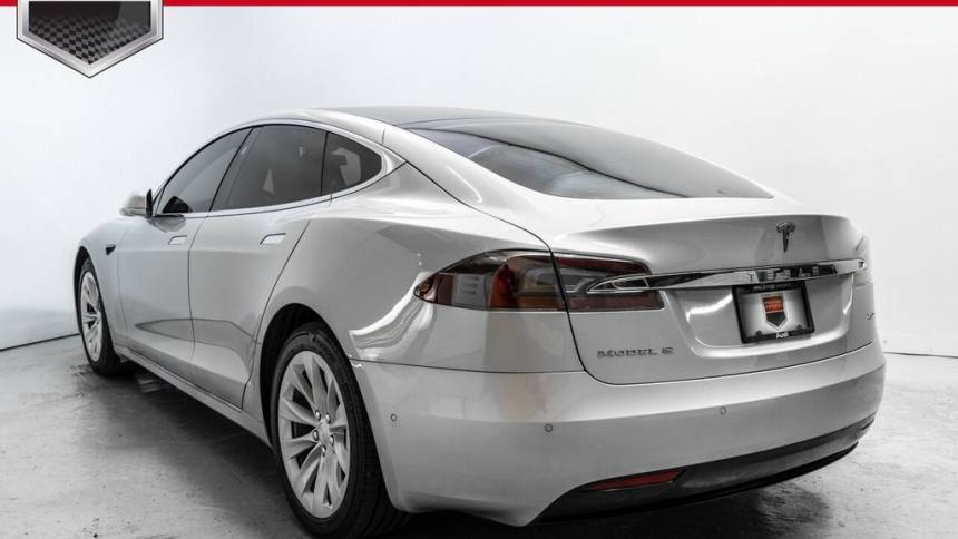 2018 Tesla Model S 5YJSA1E22JF276673