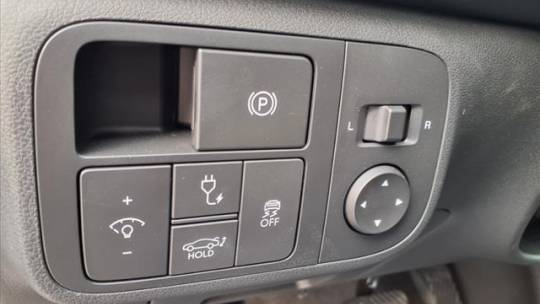 2025 Hyundai IONIQ 6 KMHM34AC4SA090285