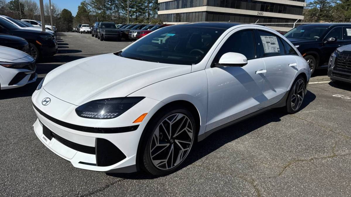 2025 Hyundai IONIQ 6 KMHM54AA5SA085525
