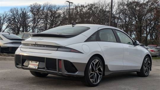 2024 Hyundai IONIQ 6 KMHM34ACXRA080449