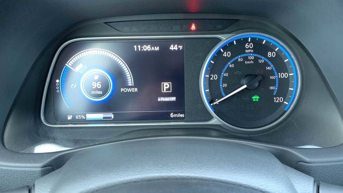 2025 Nissan LEAF 1N4AZ1BV5SC565893