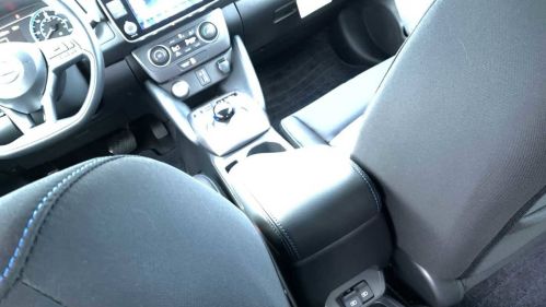 2025 Nissan LEAF 1N4AZ1BV5SC565893