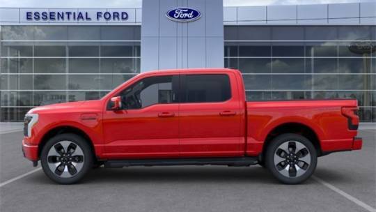 2022 Ford F-150 Lightning 1FT6W1EV6NWG02330