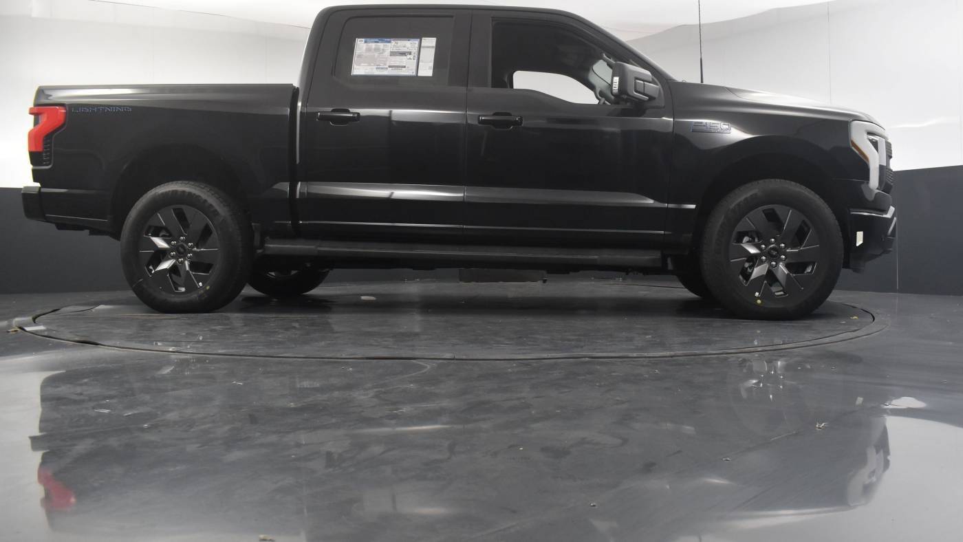 2024 Ford F-150 Lightning 1FT6W3L70RWG19601