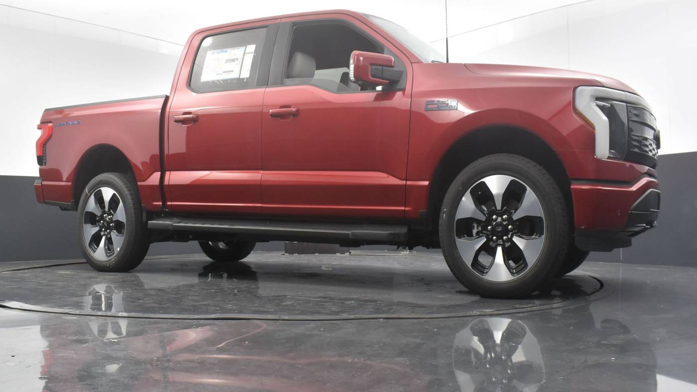 2024 Ford F-150 Lightning 1FT6W7L75RWG25966