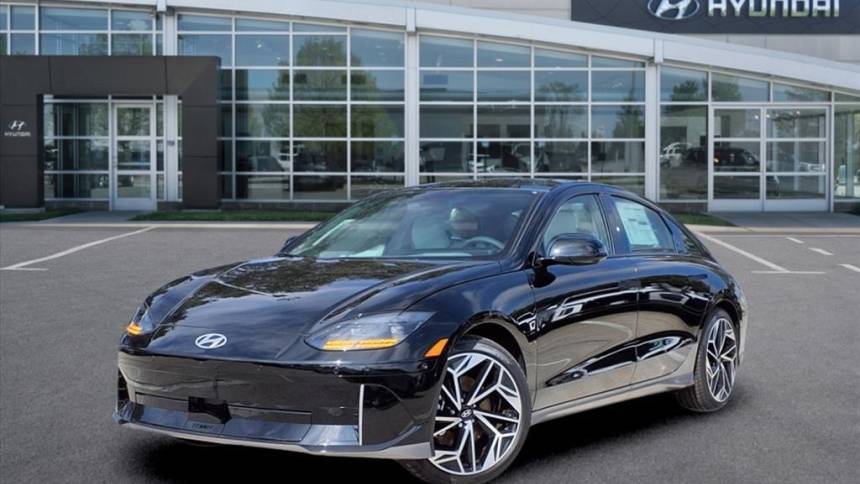 2025 Hyundai IONIQ 6 KMHM54AAXSA096679