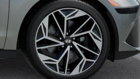 2025 Hyundai IONIQ 6 KMHM34AA8SA095892