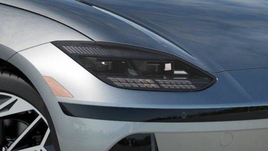 2025 Hyundai IONIQ 6 KMHM34AA8SA095892